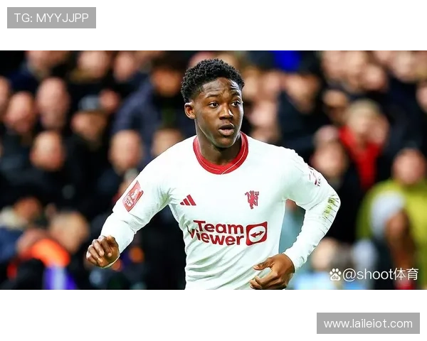 卫报称曼联拟高薪续约梅努周薪