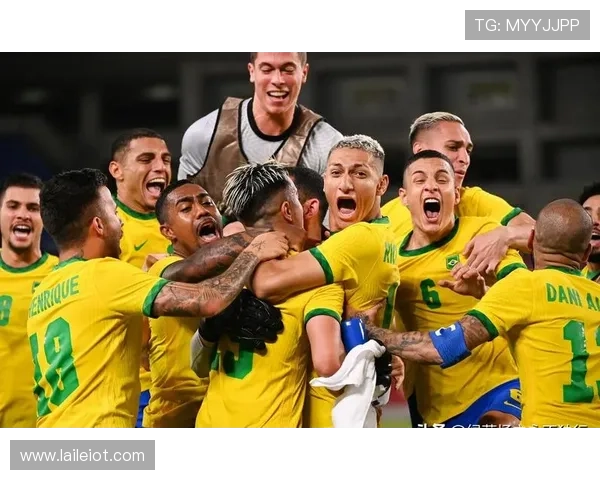 卡卡：魔笛能踢多年 安帅适合执教巴西队