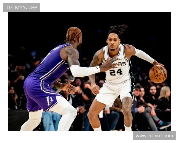 开拓者险胜太阳首轮对决马刺