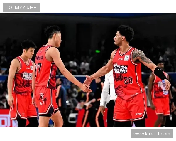 广州龙狮携手西班牙卢森特俱乐部